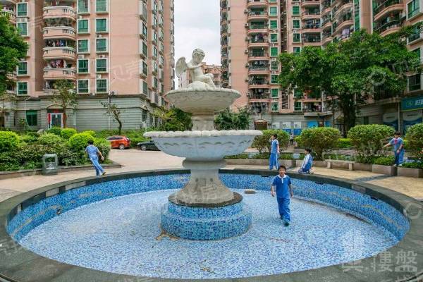 麗湖花園|水徑地鐵口，南平快速旁邊，交通便利，四通八達