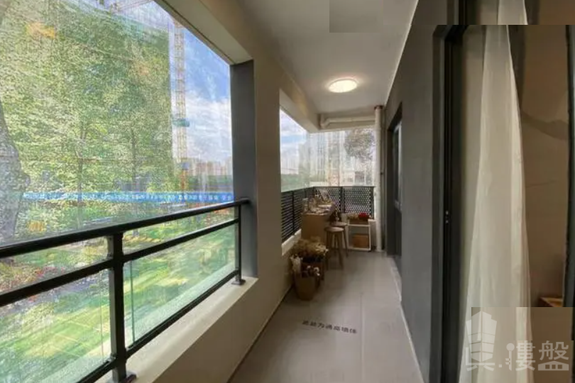 中山越秀建发玺樾，首期5万（减），现楼即住，香港银行按揭，最新价单，中港专车免费上门接载看房